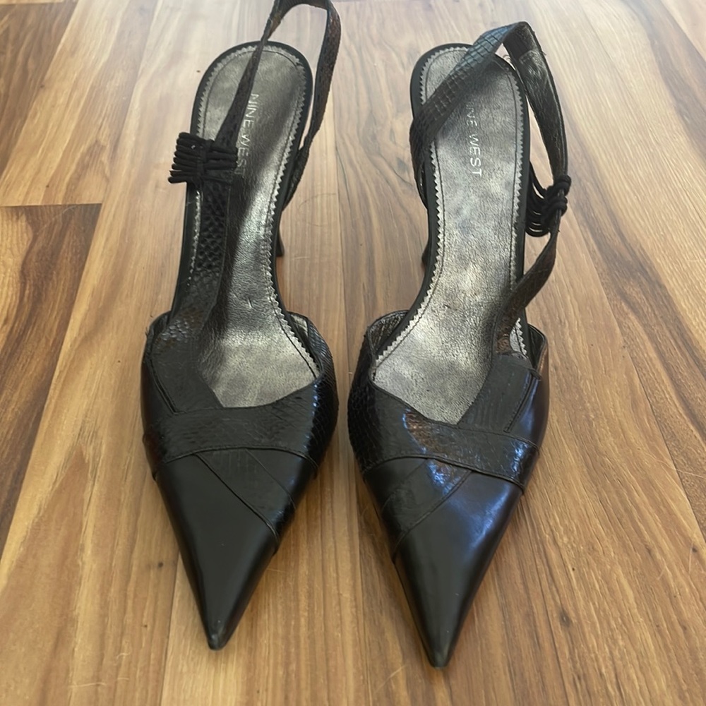 Nine West Black Slingback heels